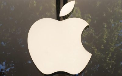 Apple compie 50 anni: dalle origini agli iPhone, come si è evoluto il brand