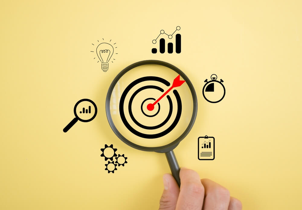 shutterstock_2525486647 ( rappresentazione digital marketing plan